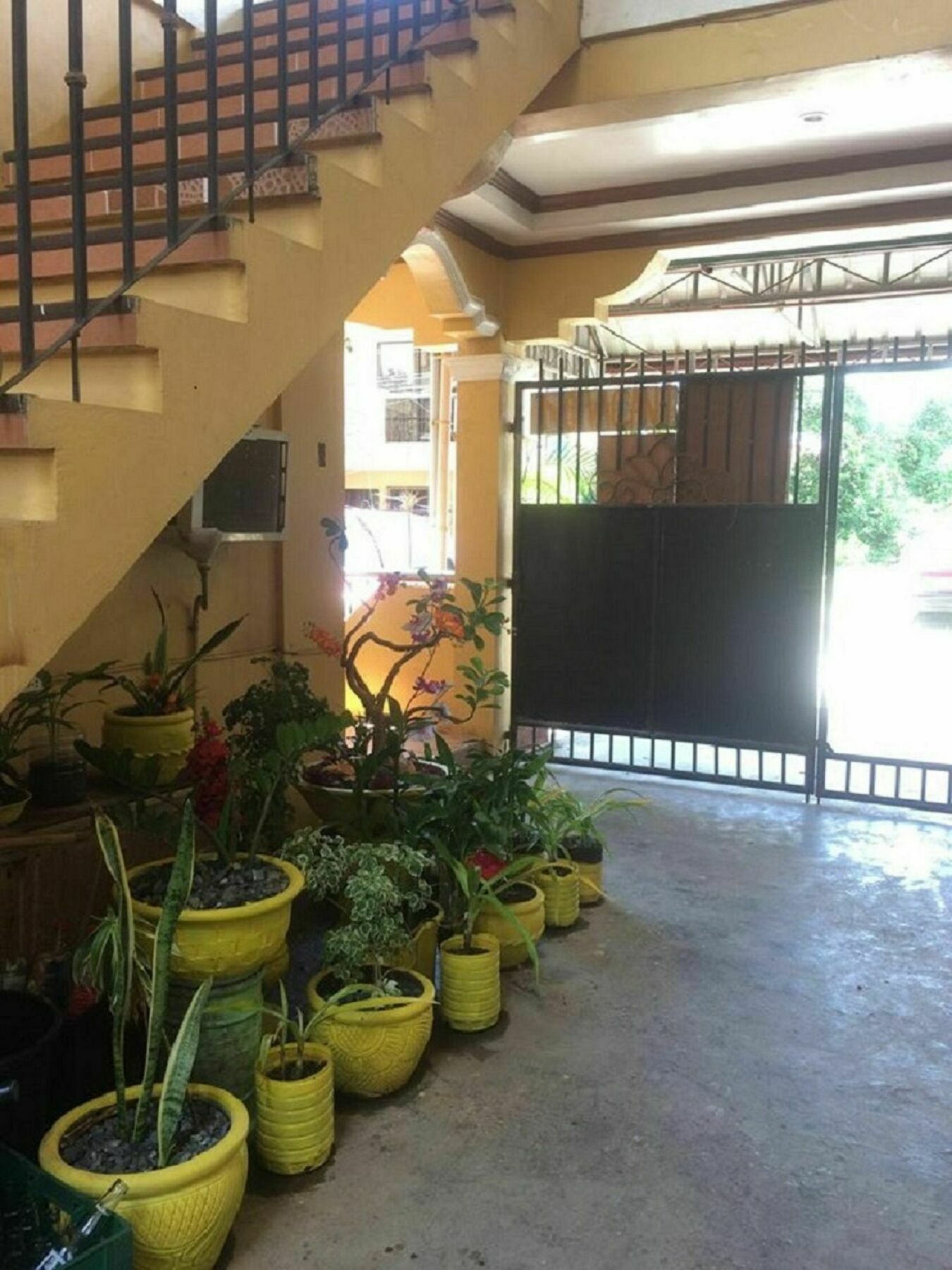 Sunrise Apartelle Apartment Olongapo Exterior photo